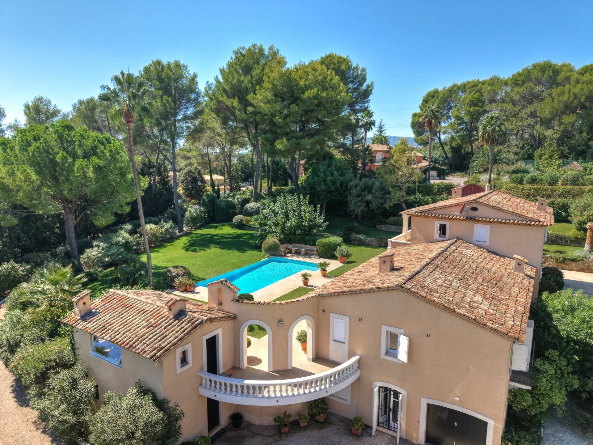 Maison à vendre, 340m², Mougins