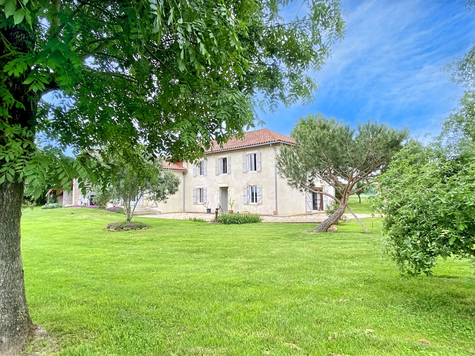 Maison à vendre, 206m², Mondavezan