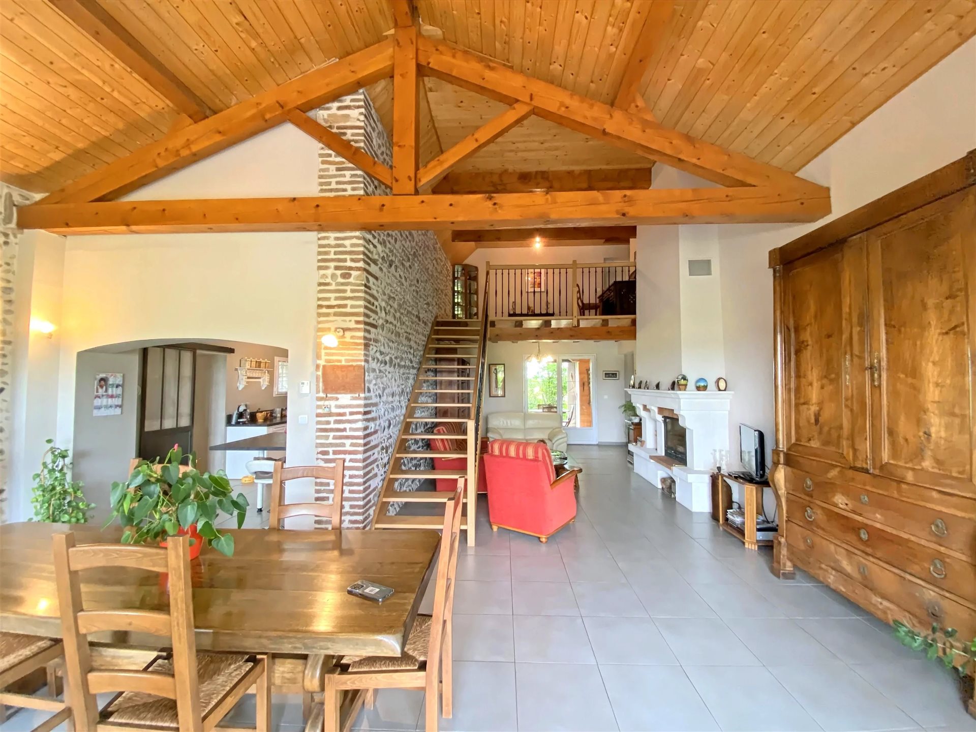 Maison à vendre, 206m², Mondavezan