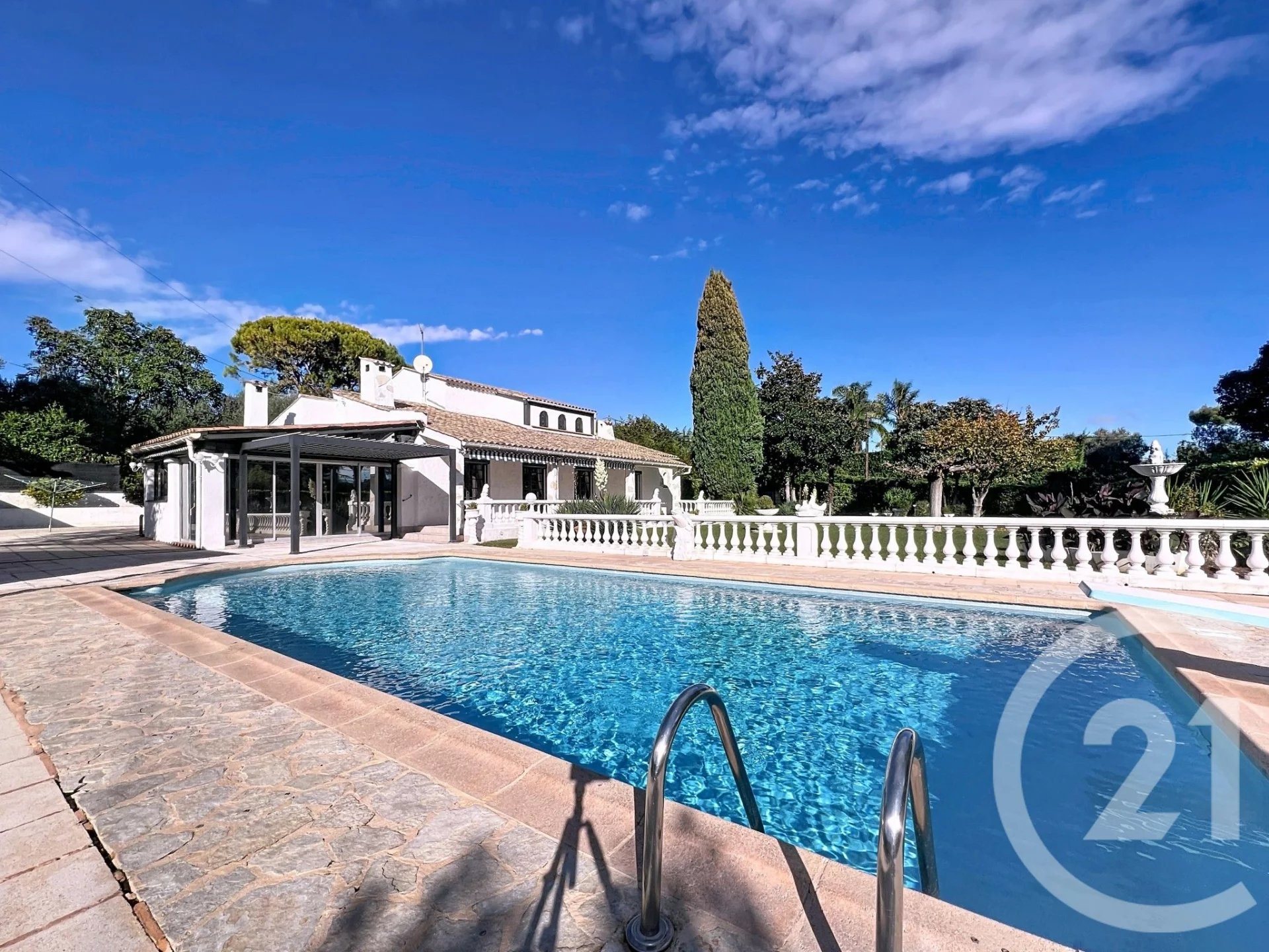 Maison à vendre, 150m², Mougins
