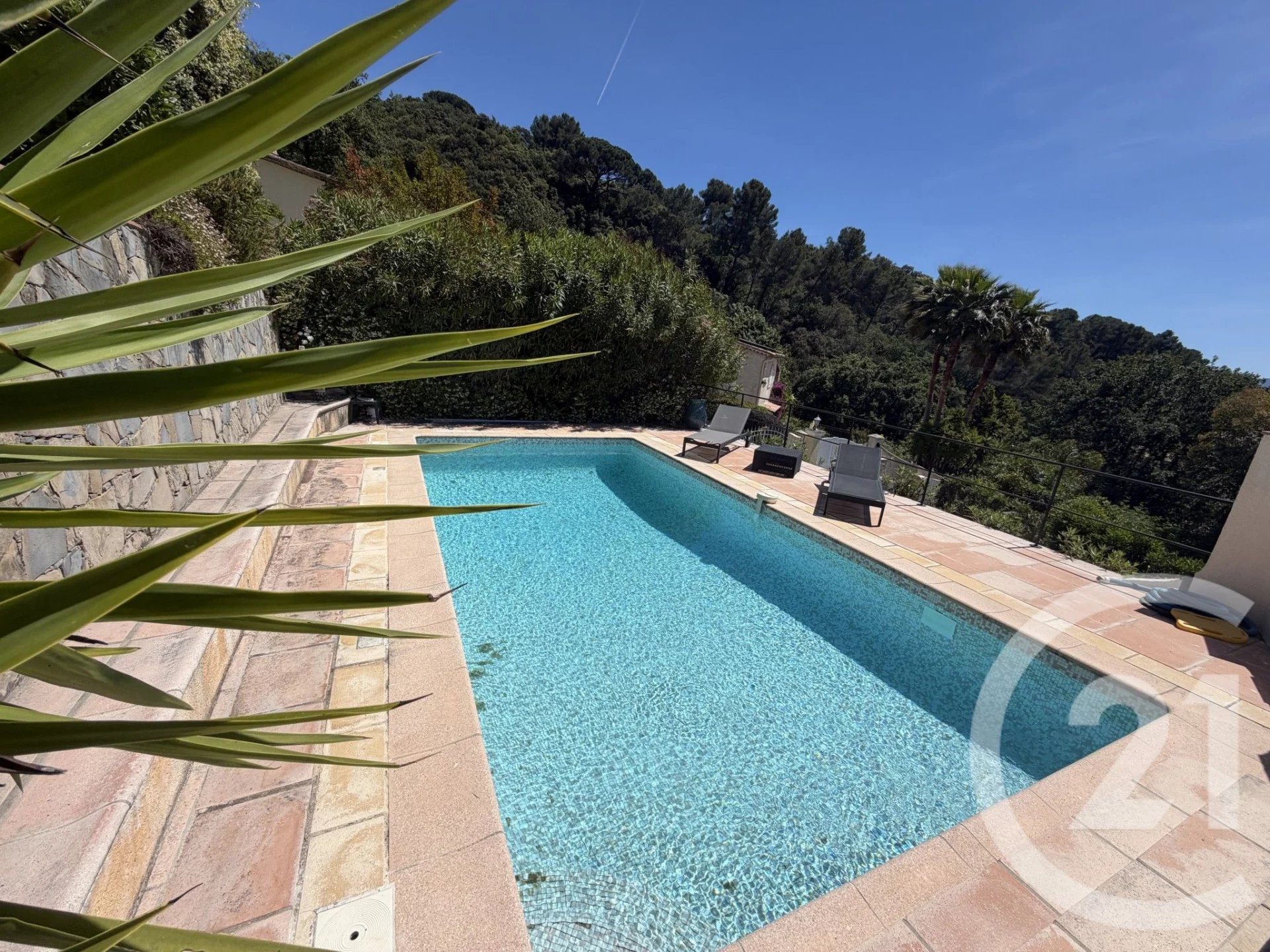 Maison à vendre, 115m², La Roquette-sur-Siagne