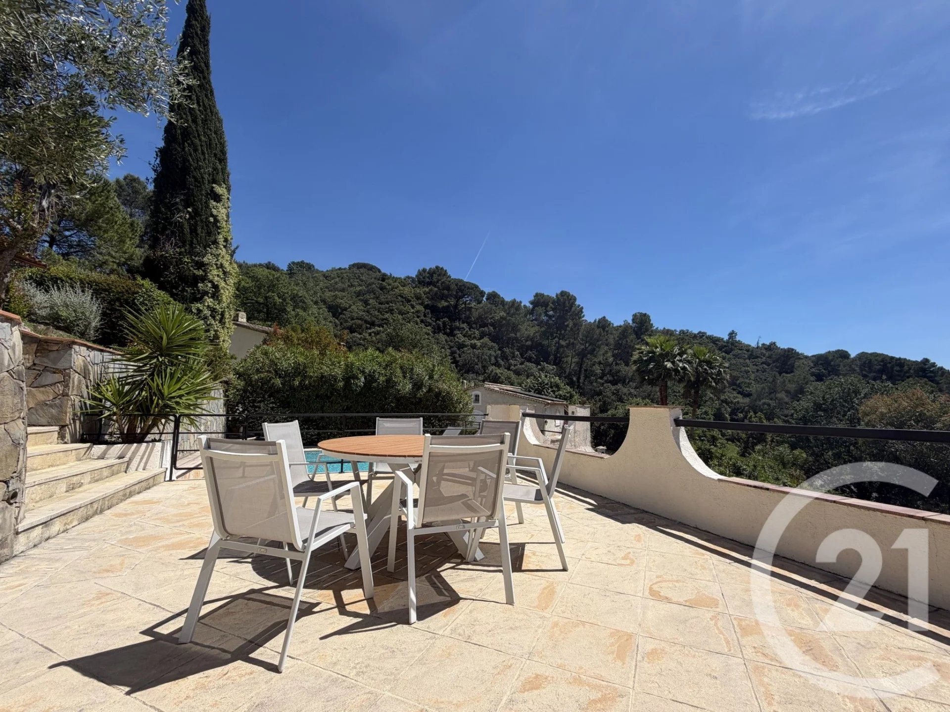Maison à vendre, 115m², La Roquette-sur-Siagne