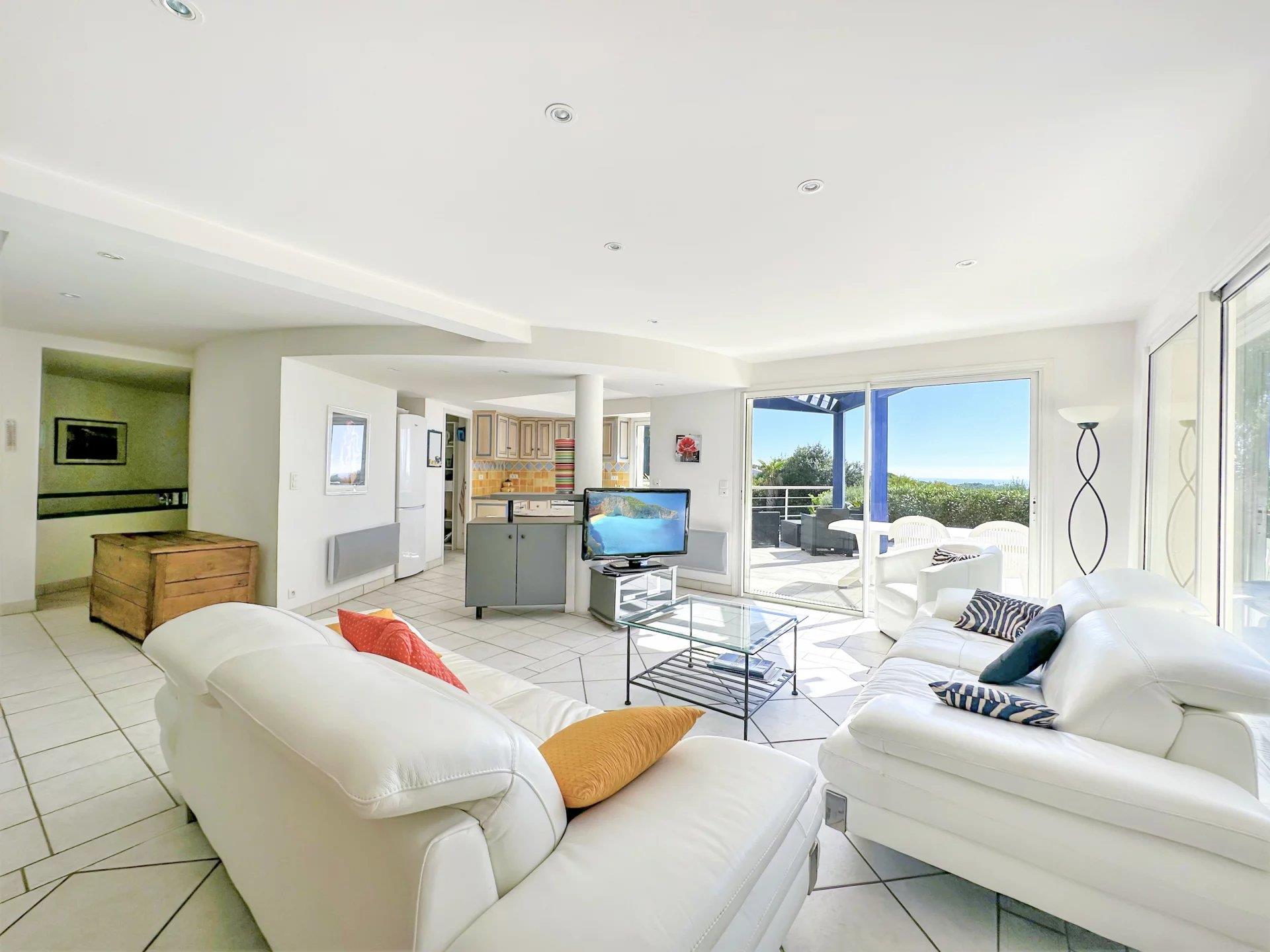 Maison à vendre, 160m², La Croix-Valmer