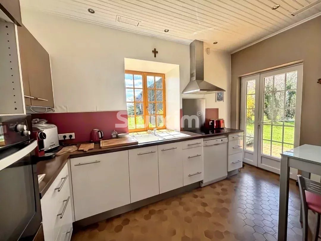 Maison à vendre, 130m², La Roche-en-Brenil