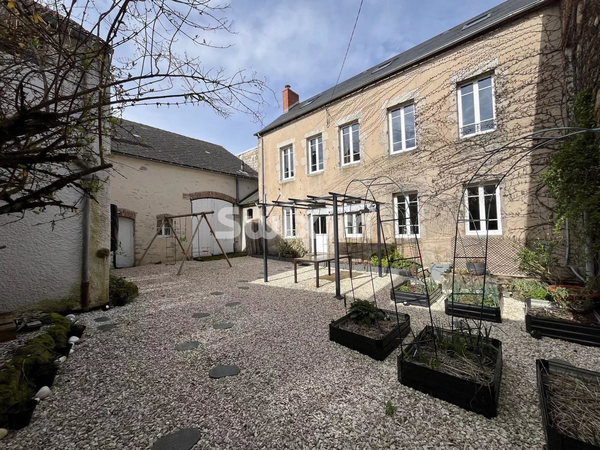 Maison à vendre, 400m², Ouroux-en-Morvan