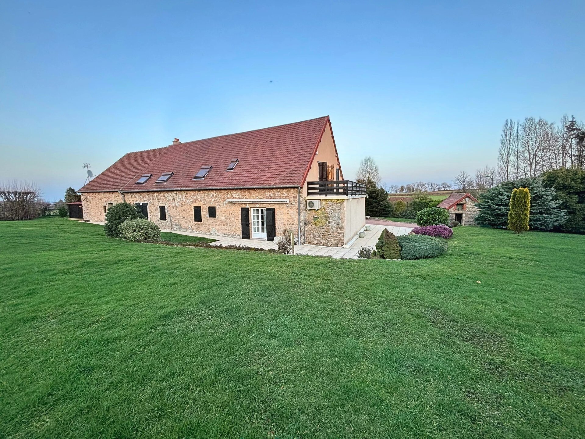 Maison à vendre, 196m², Saulieu