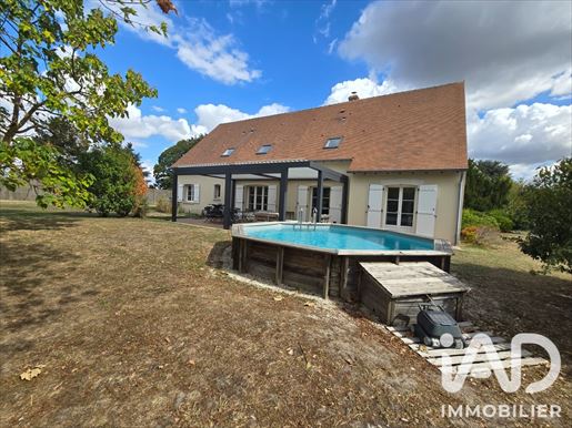 Maison 9 pièces 199 m² · à Ingré · 199 m² · 589 990 €