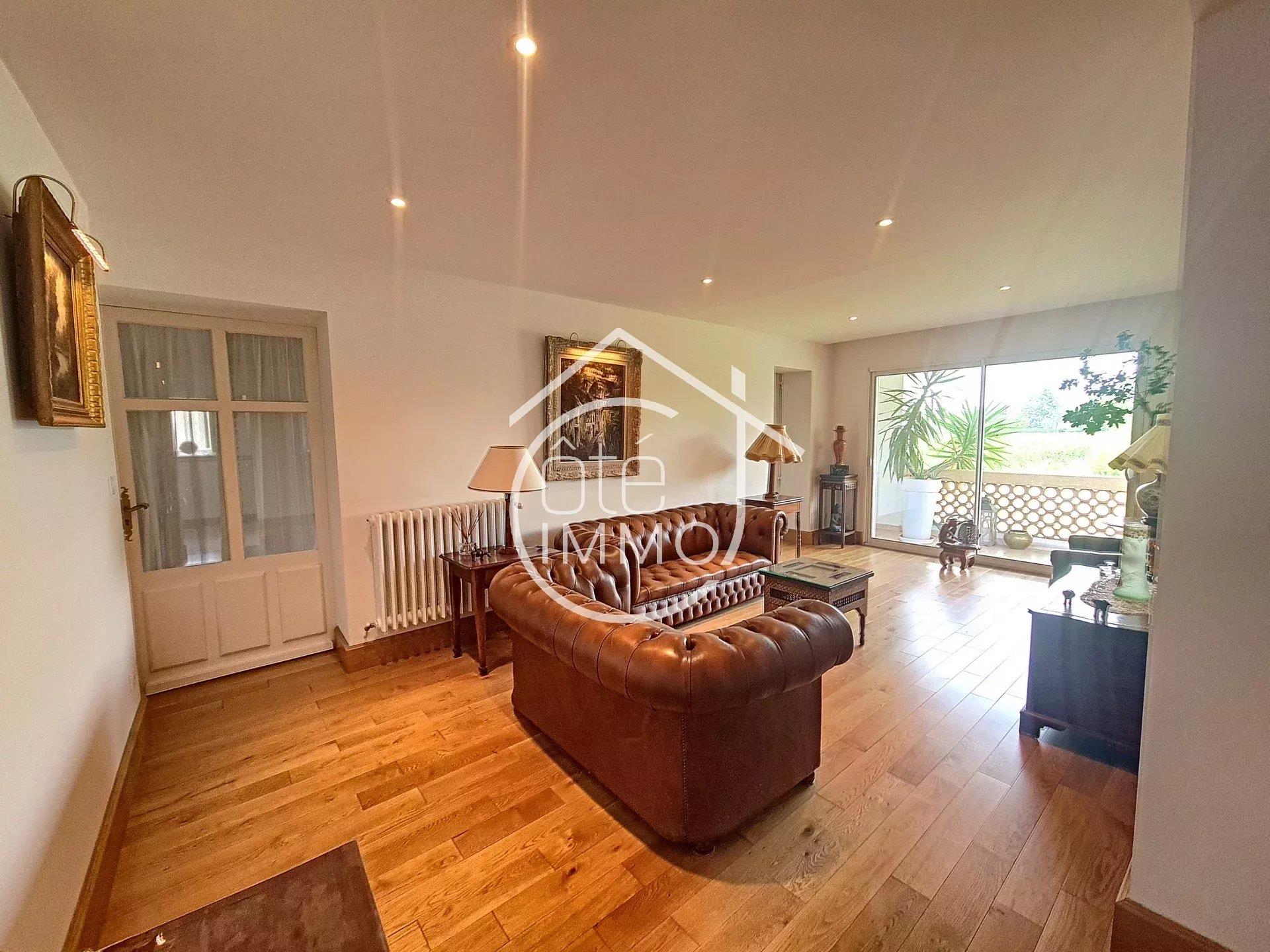 Maison à vendre, 288m², Port-Sainte-Foy-et-Ponchapt
