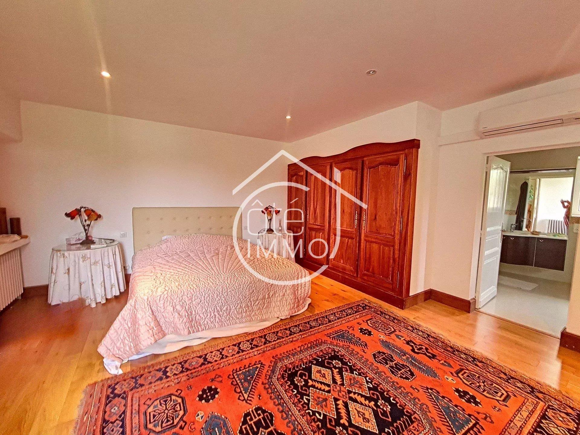 Maison à vendre, 288m², Port-Sainte-Foy-et-Ponchapt