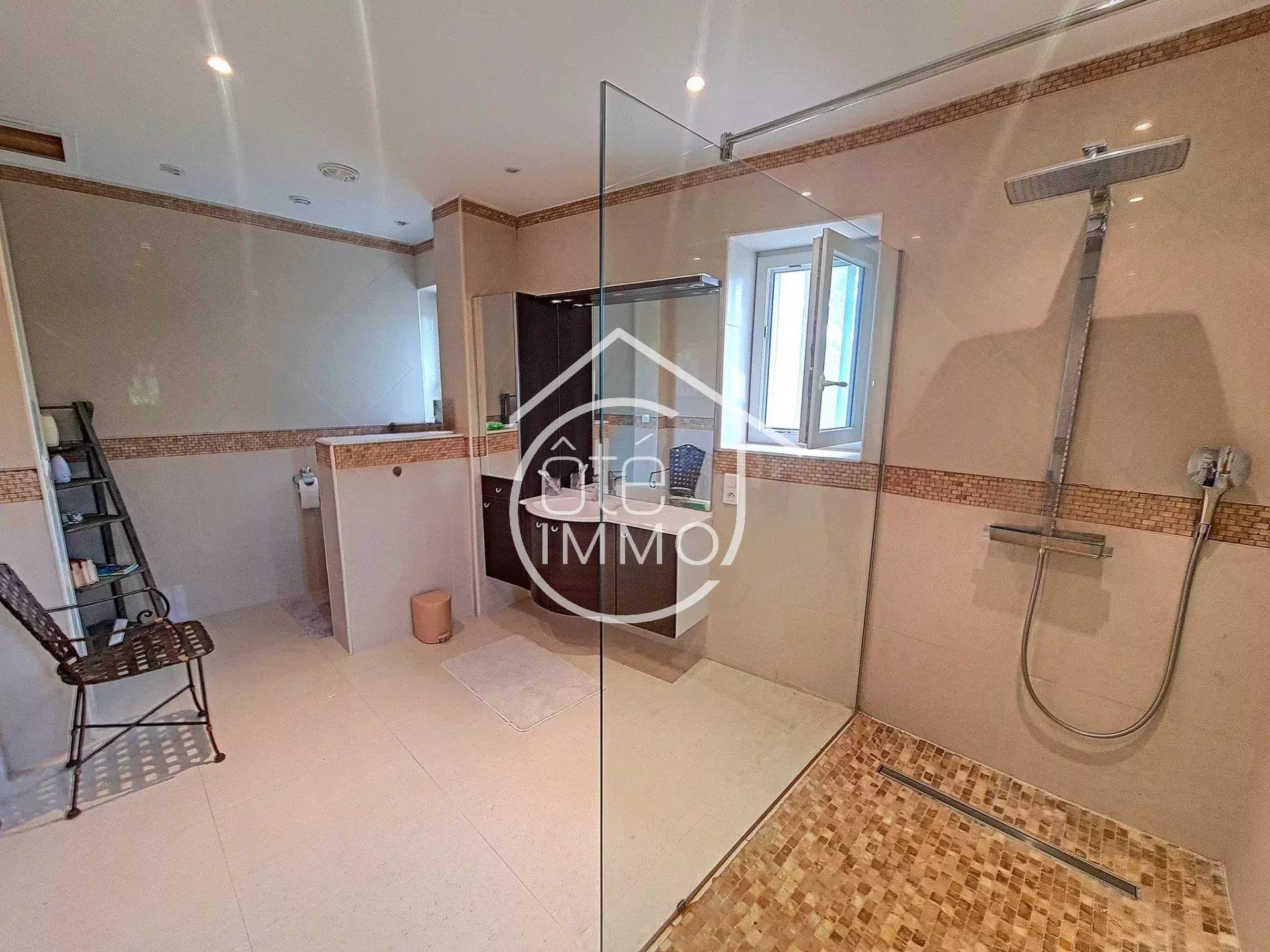 Maison à vendre, 288m², Port-Sainte-Foy-et-Ponchapt
