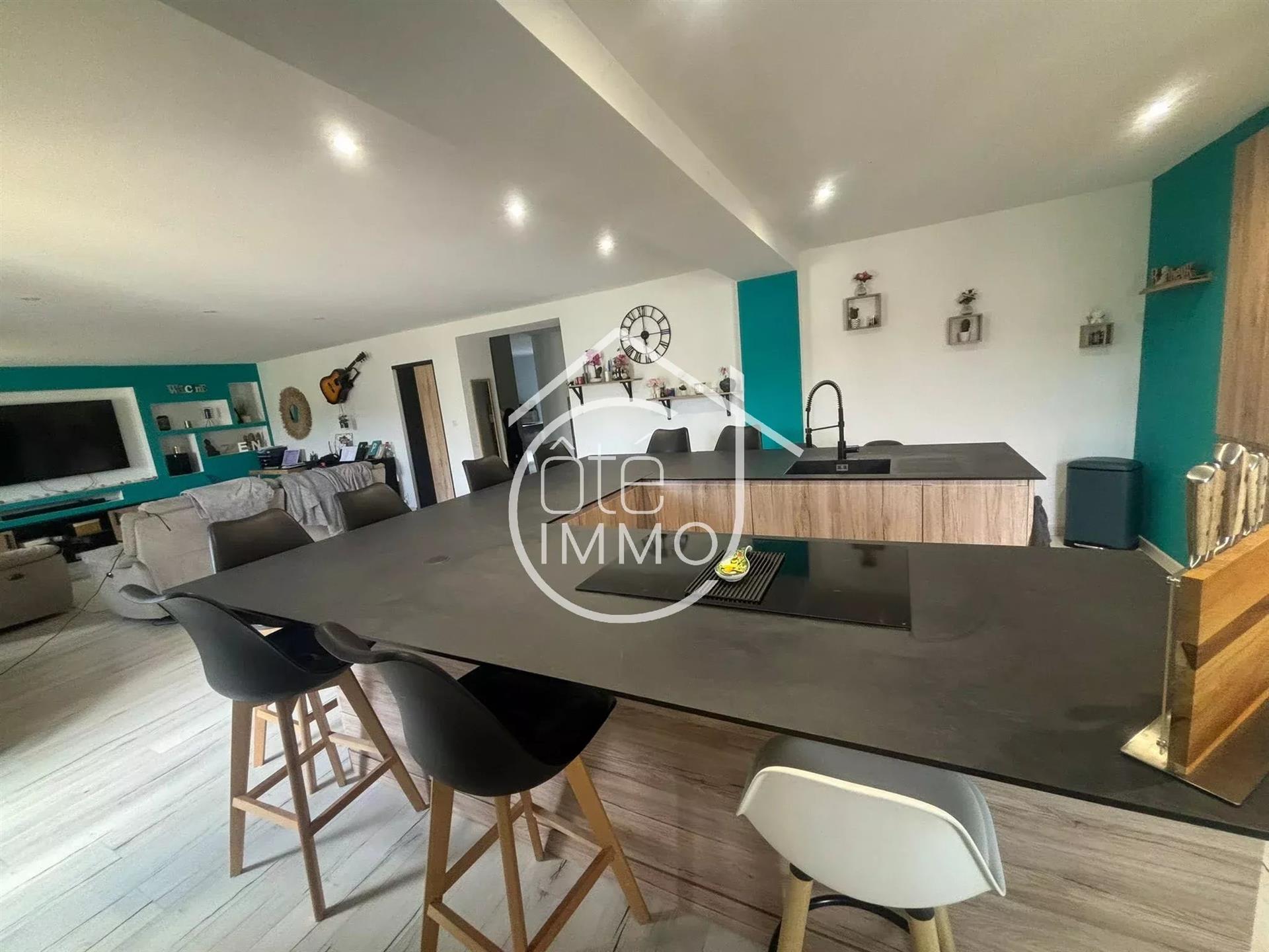 Maison à vendre, 268m², Pineuilh