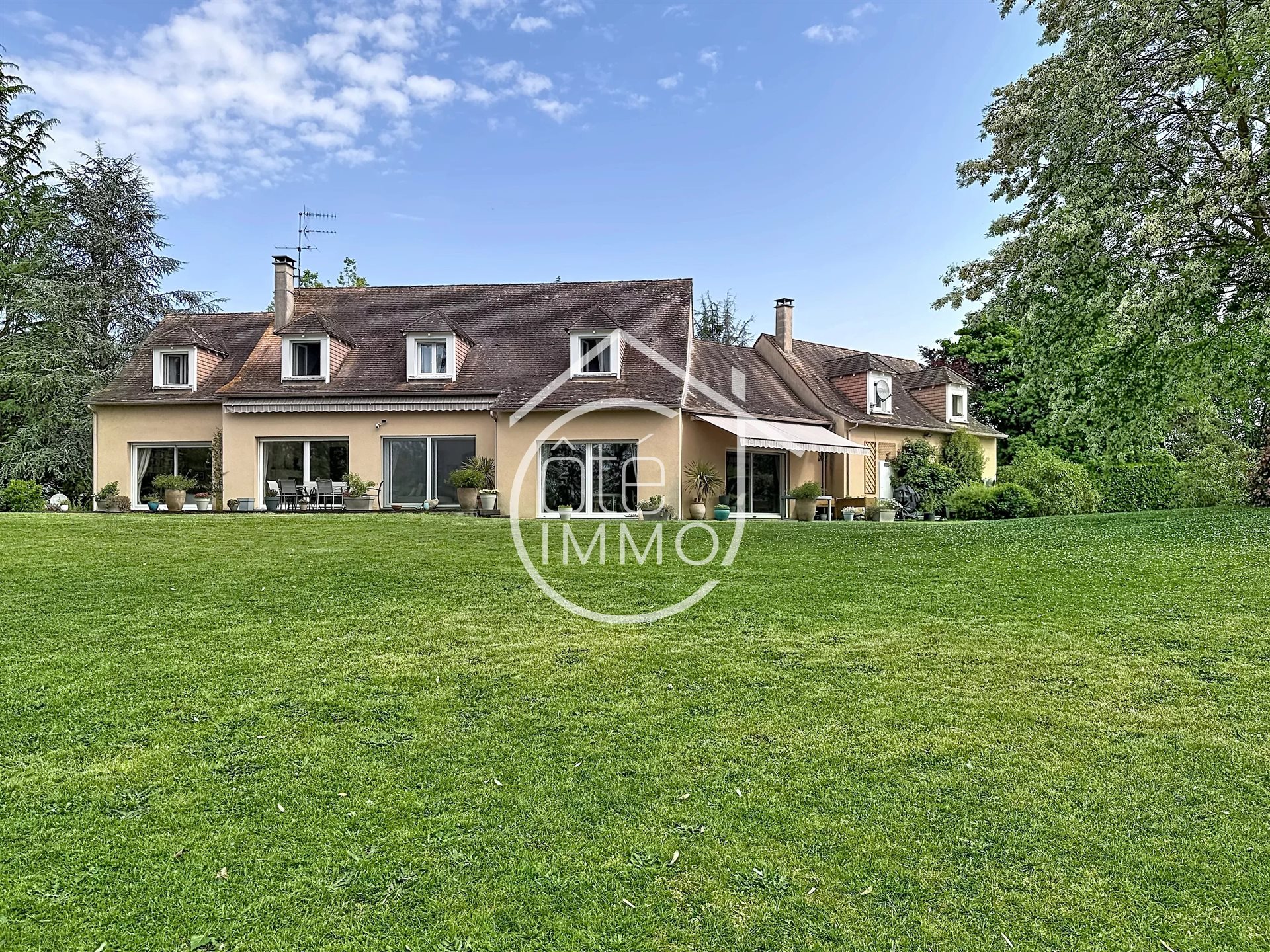 Maison à vendre, 295m², Le Fleix