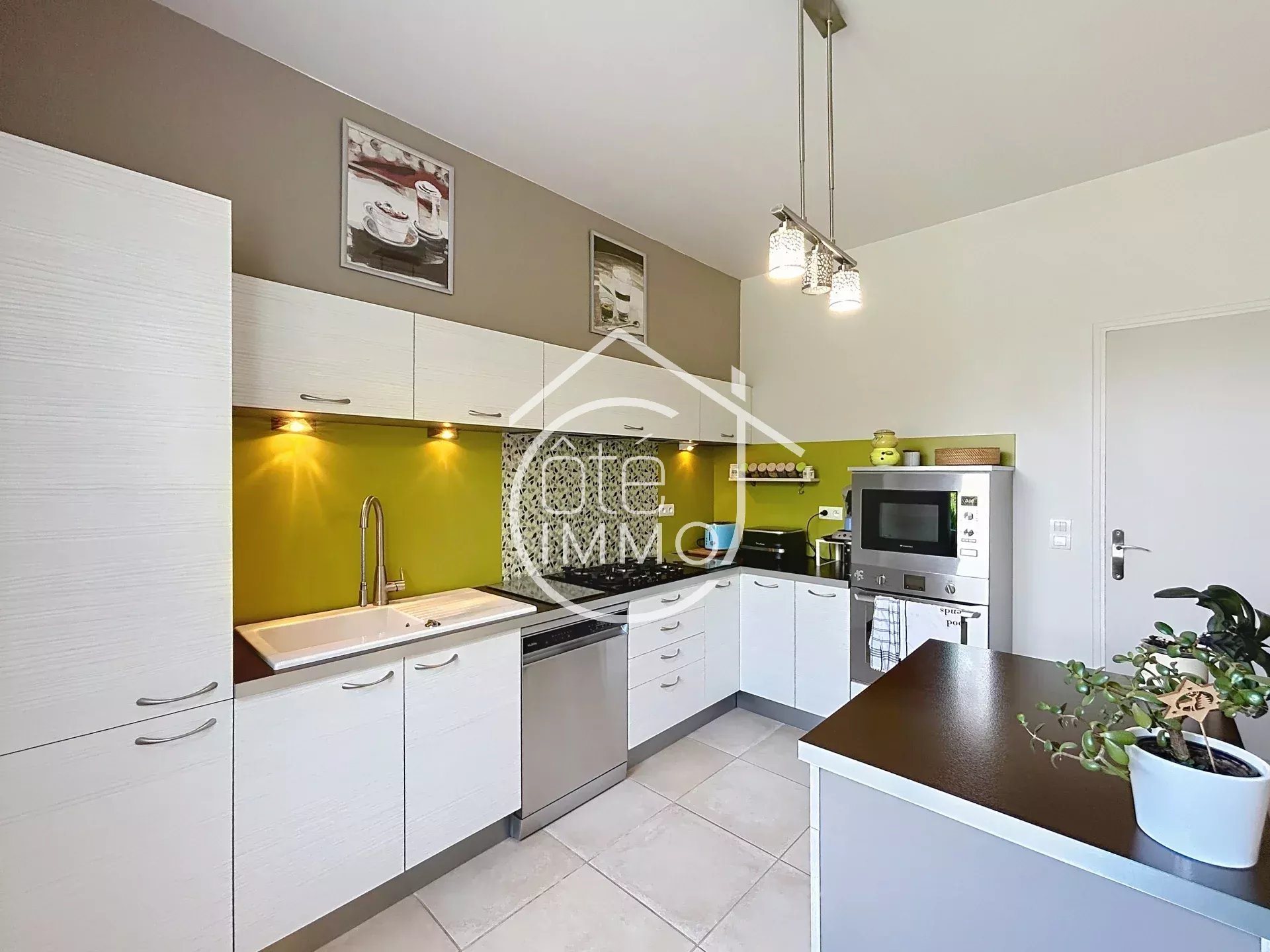 Maison à vendre, 215m², Saint-Pey-de-Castets