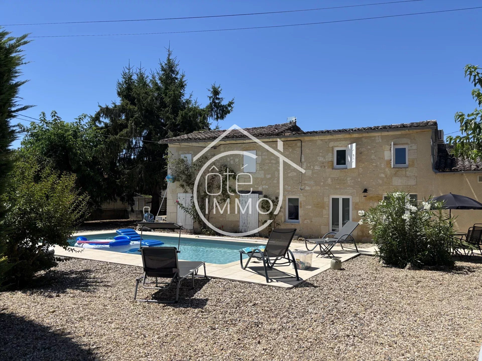 Maison à vendre, 270m², Saint-Émilion