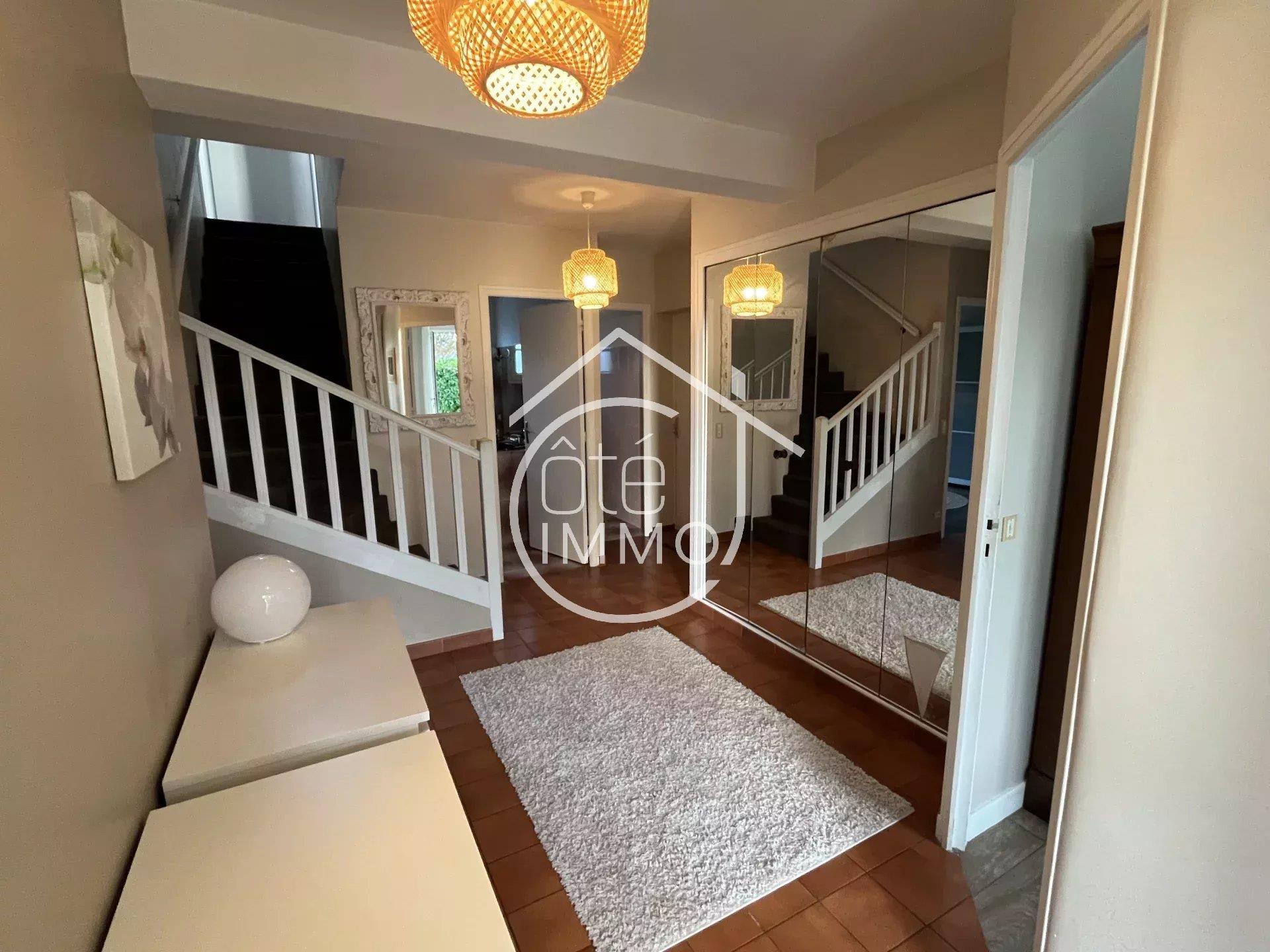 Maison à vendre, 111m², Bergerac