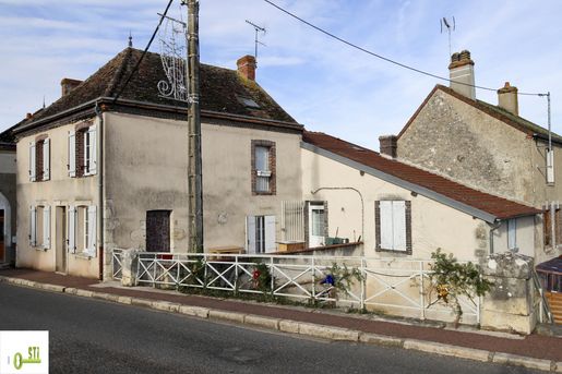 Maison 3 pièces 226 m² · à Montbouy · 226 m² · 185 000 €