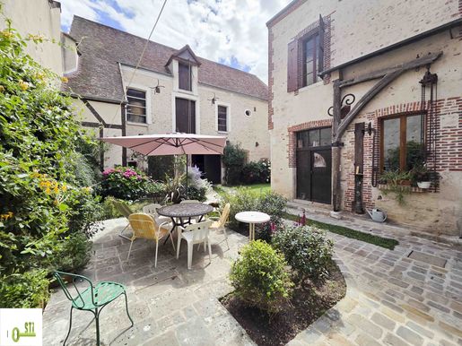 Maison 6 pièces 134 m² · à Châtillon-Coligny · 134 m² · 324 000 €
