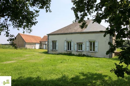 Maison 5 pièces 126 m² · à Saint-Maurice-sur-Aveyron · 126 m² · 180 000 €