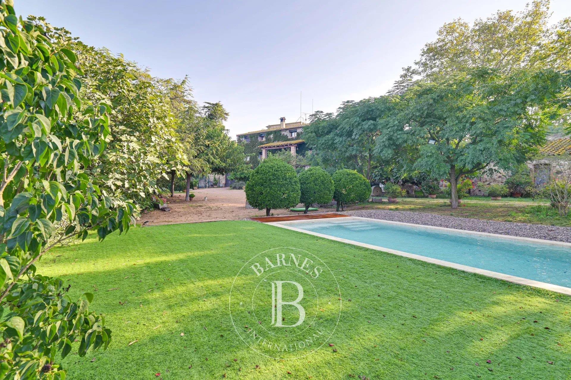 Elegant 12th-Century Country Estate on 75 Hectares in the Gironès, Just Minutes from the Costa Brava
