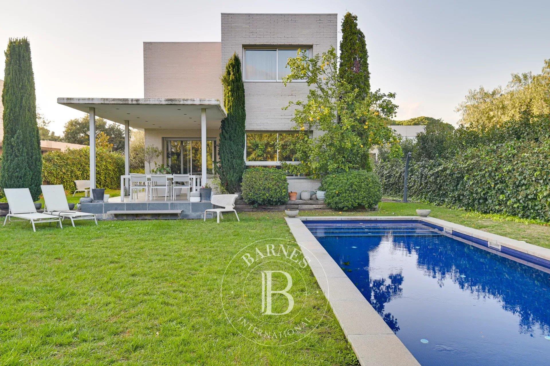 Exclusive house in Girona