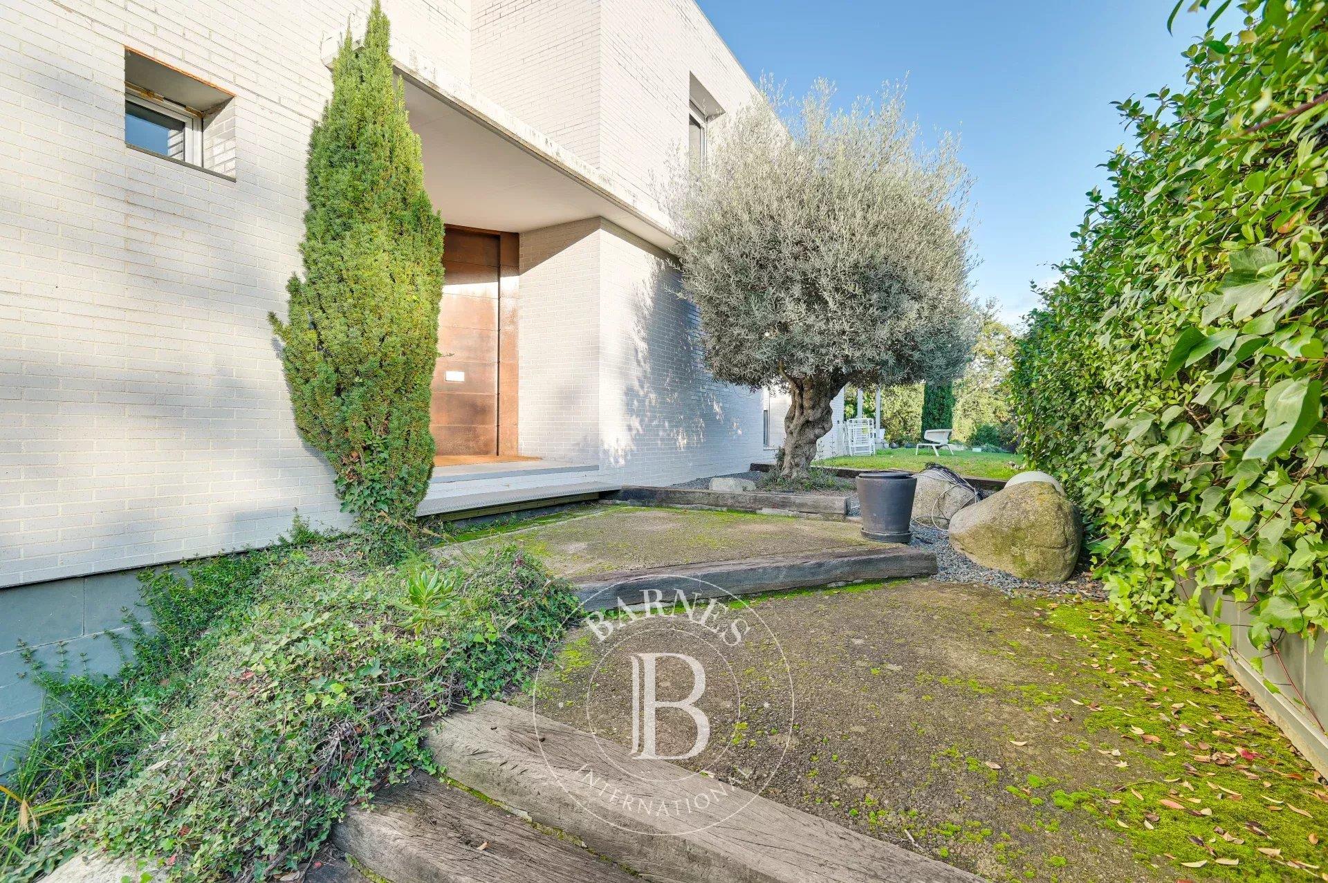 Exclusive house in Girona