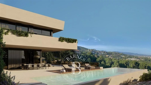Exceptional Building Plot in the Heart of Son Vida with Villa Project