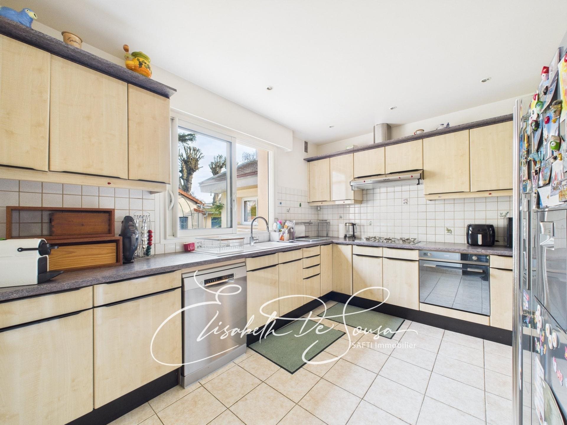 Maison à vendre, 267m², Saint-Maur-des-Fossés