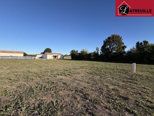 Terrain, terrain 853 m² — Tesson (Charente-Maritime) · 55 680 €