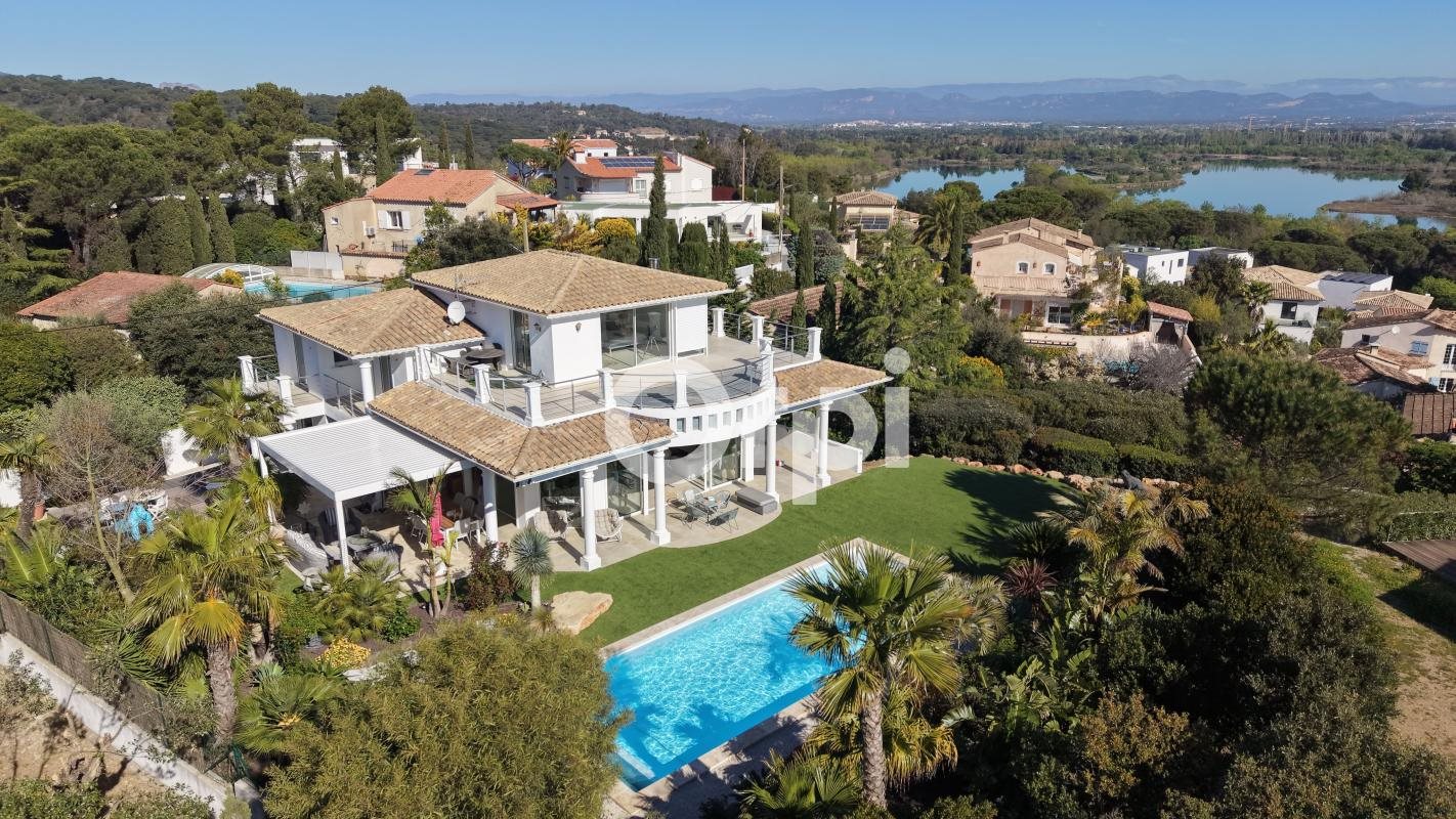 Maison à vendre, 310m², Fréjus
