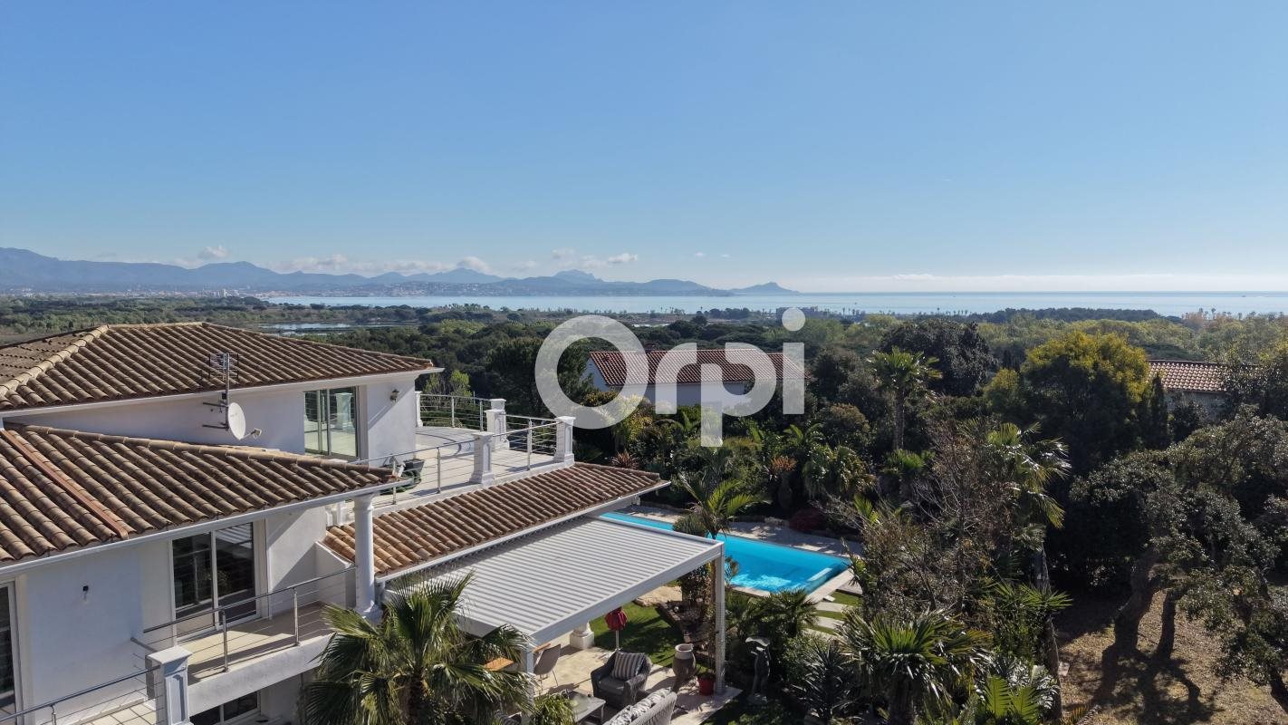 Maison à vendre, 310m², Fréjus