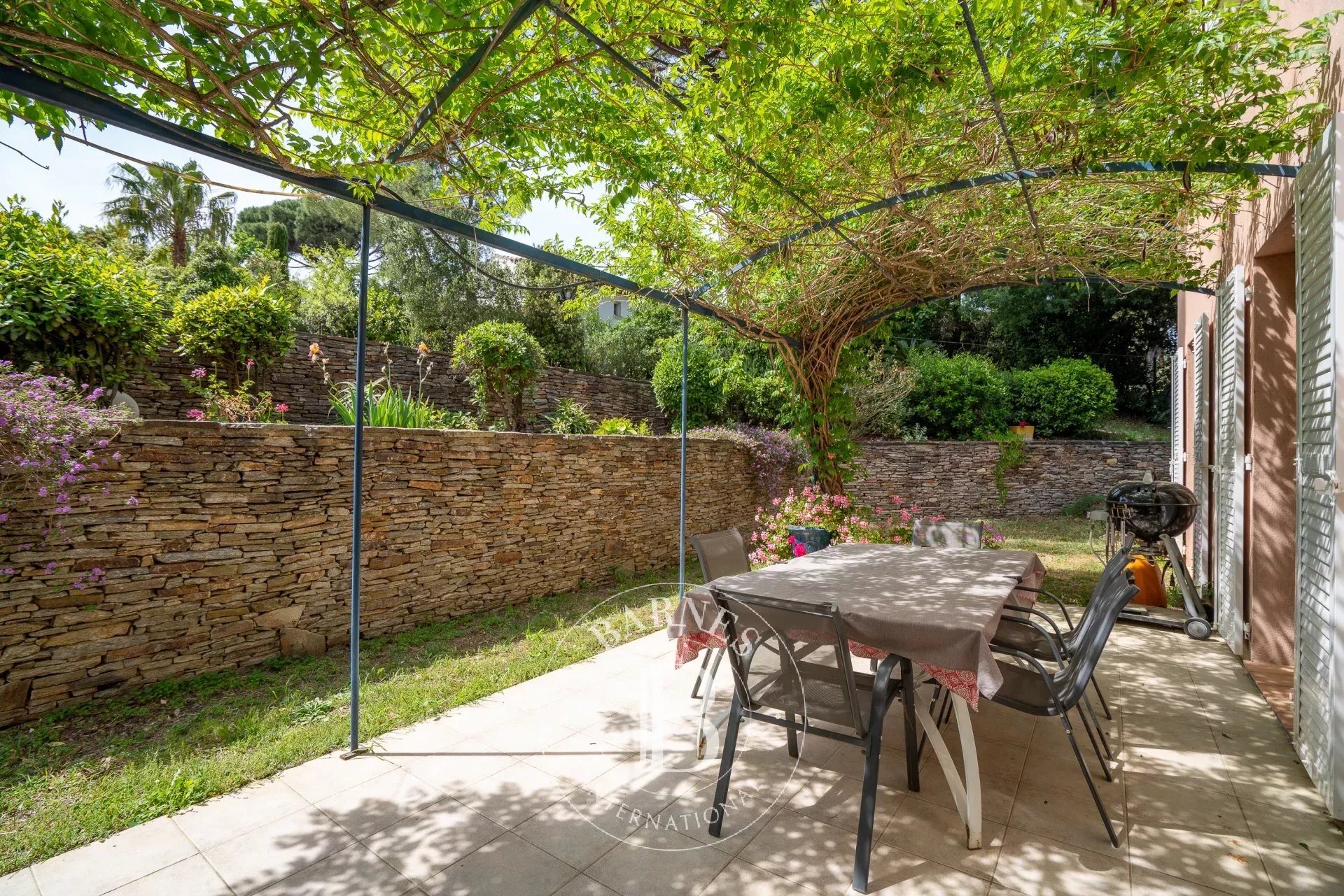 Maison à vendre, 150m², Gassin