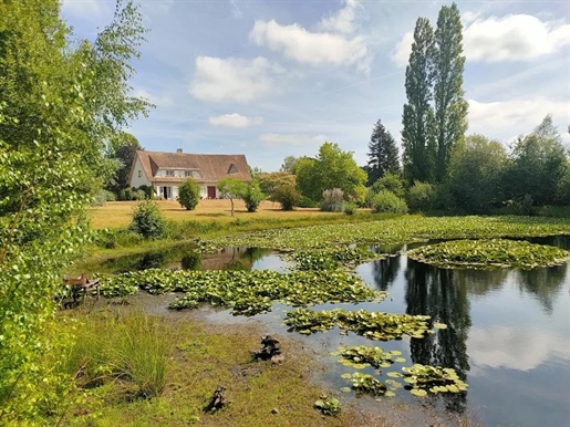 Maison 5 pièces 264 m² · à Dournazac · 264 m² · 371 000 €