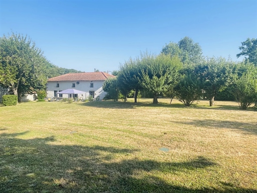 Maison 6 pièces 143 m² · à Exideuil-sur-Vienne · 143 m² · 149 900 €