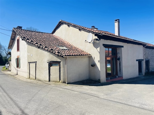 Maison 6 pièces 119 m² · à Chassenon · 119 m² · 119 325 €