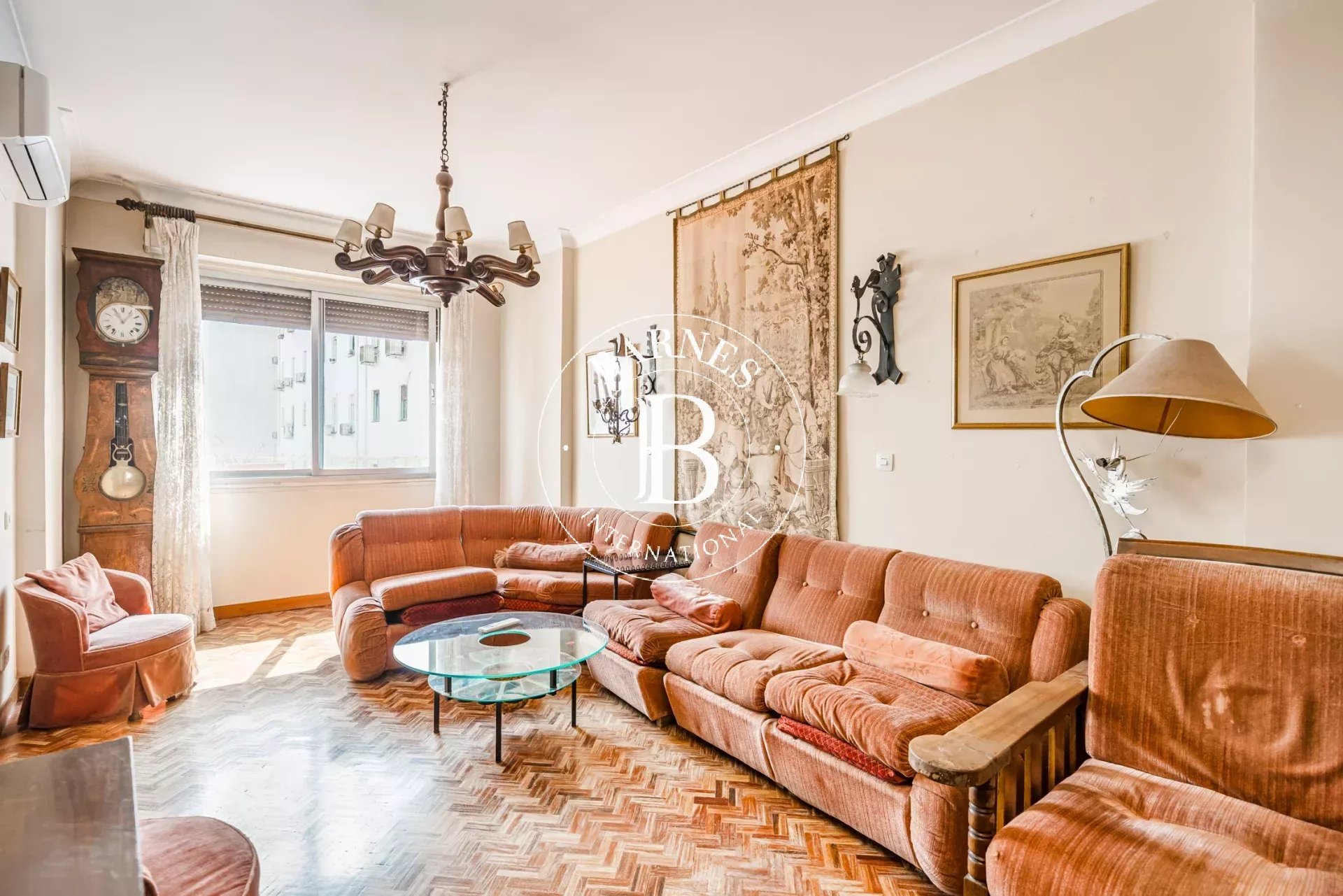 Apartment in Madrid - More