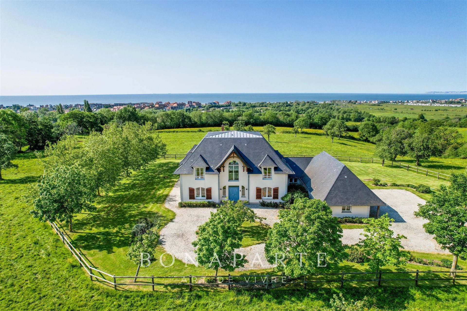 Maison à vendre, 350m², Deauville