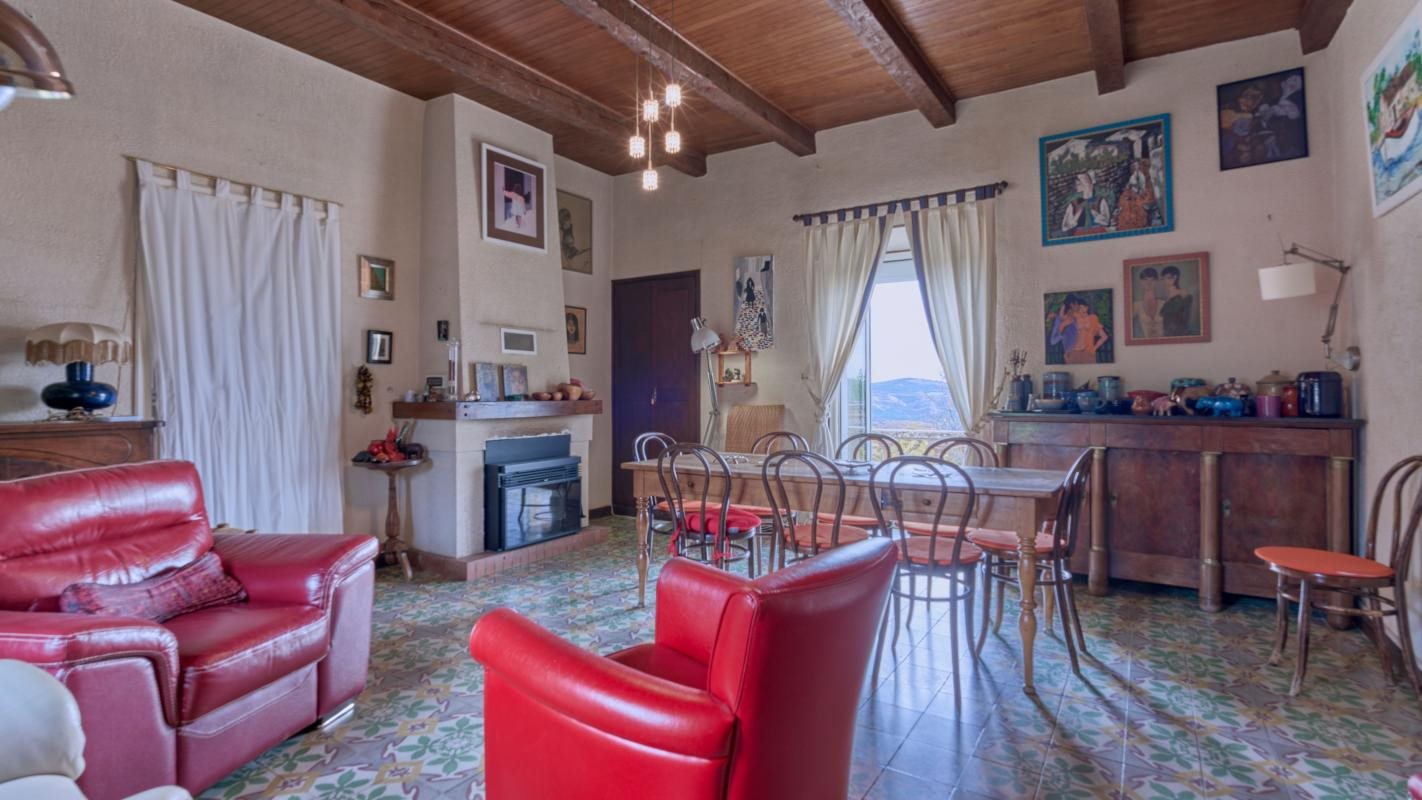 Maison à vendre, 409m², Saint-Étienne-les-Orgues