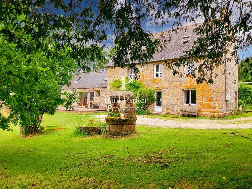 Maison à vendre, 152m², Rostrenen