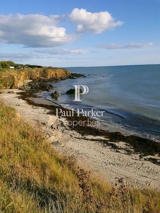 Maison 8 pièces 185 m² · à Moëlan-sur-Mer · 185 m² · 450 000 €