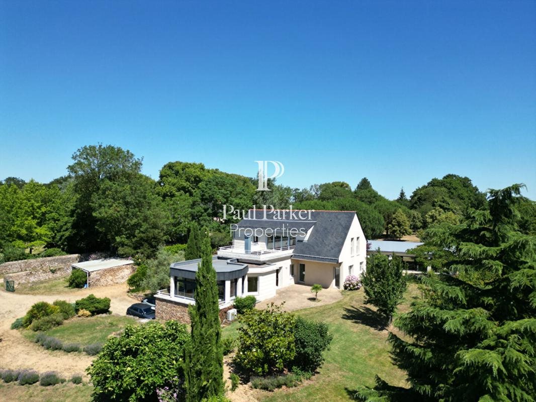 Maison à vendre, 244m², La Chapelle-Saint-Laud