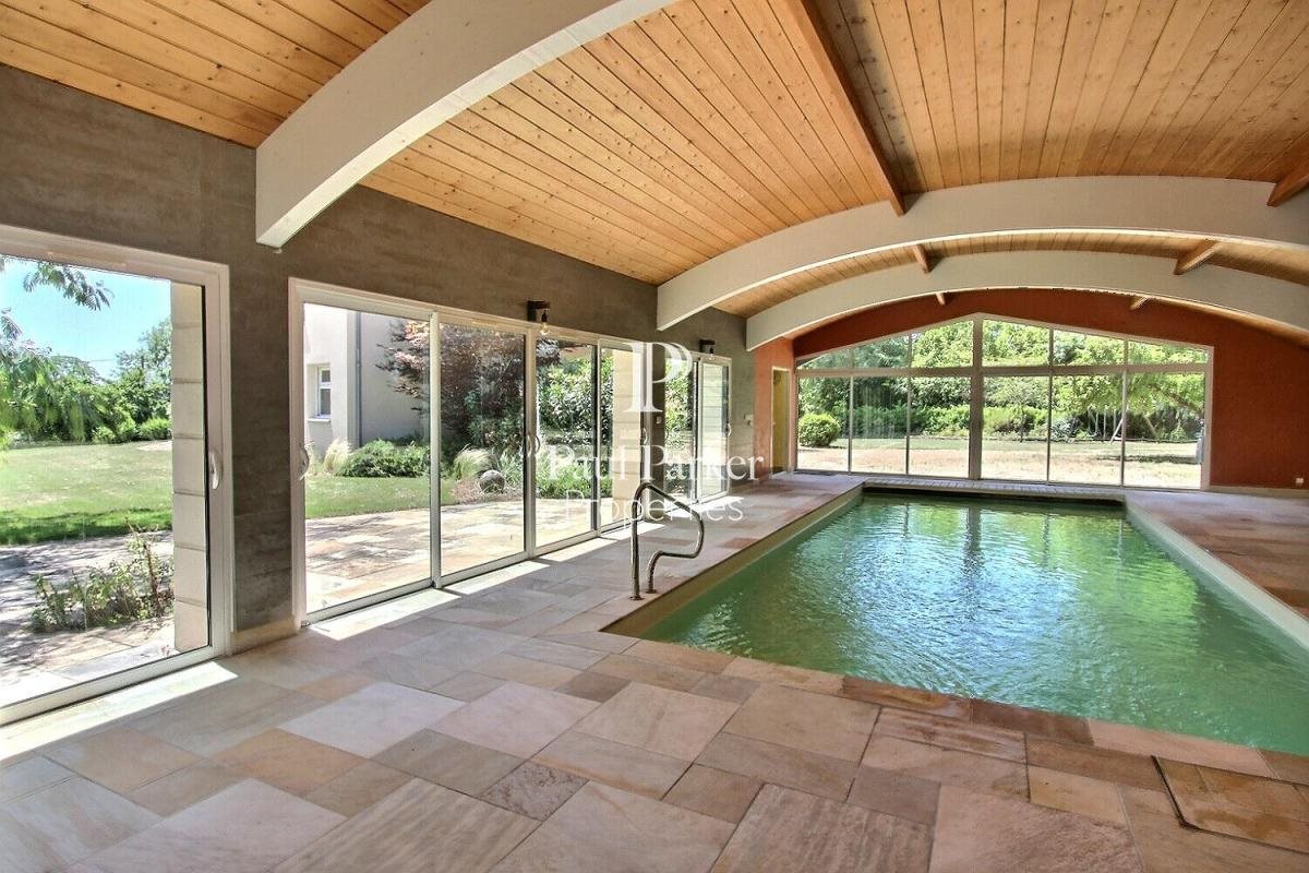 Maison à vendre, 244m², La Chapelle-Saint-Laud