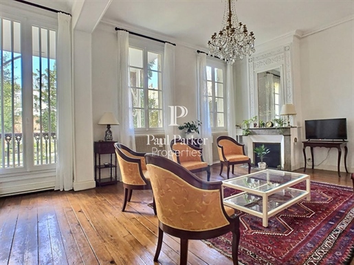Maison 14 pièces 304 m² · à Bordeaux · 304 m² · 1 345 000 €