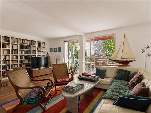 Maison 7 pièces 210 m² · à Bordeaux · 210 m² · 995 000 €