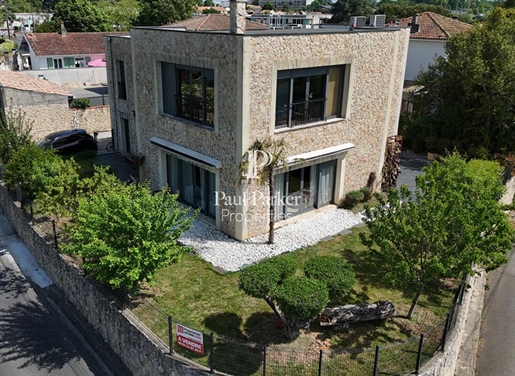 Maison 7 pièces 240 m² · à Floirac · 240 m² · 730 000 €