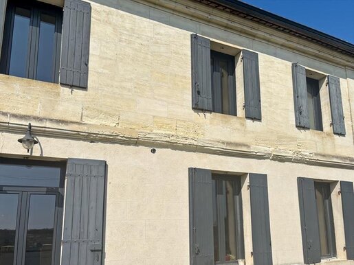 Maison 10 pièces 249 m² · à Vayres · 249 m² · 639 000 €