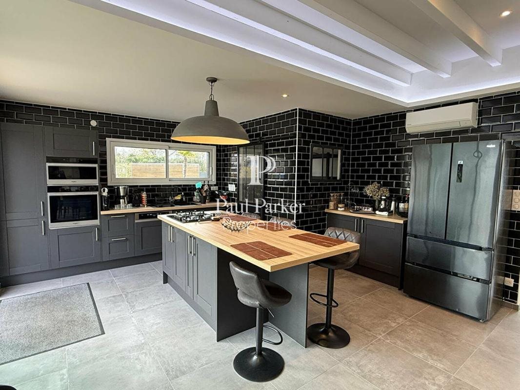 Maison à vendre, 216m², Spay