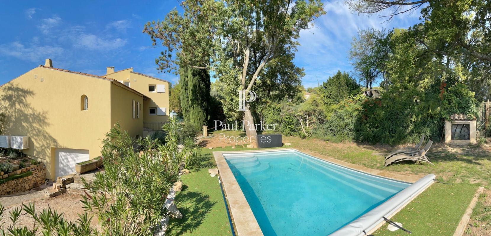Aix-En-Provence West. Provençal elegance reimagined, 14 minutes from the city center. 10... - Vue 4