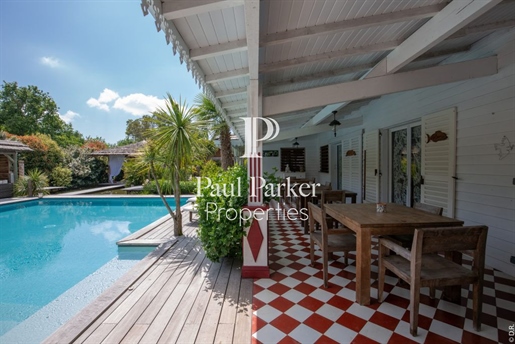 Maison 10 pièces 200 m² · à Lacanau · 200 m² · 1 476 800 €