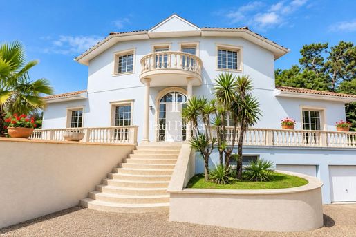 Maison 7 pièces 240 m² · à Saint-Jean-de-Marsacq · 240 m² · 995 000 €