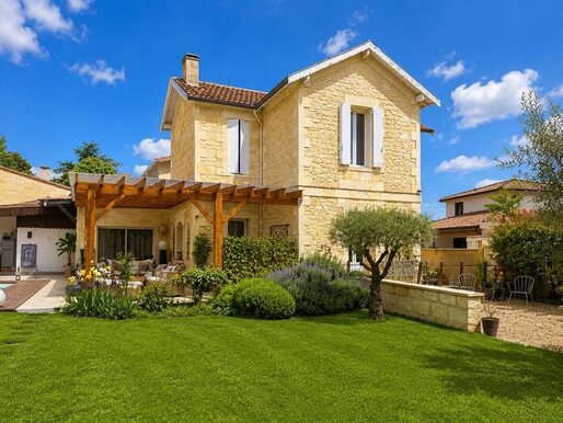 Maison 8 pièces 160 m² · à Libourne · 160 m² · 550 000 €